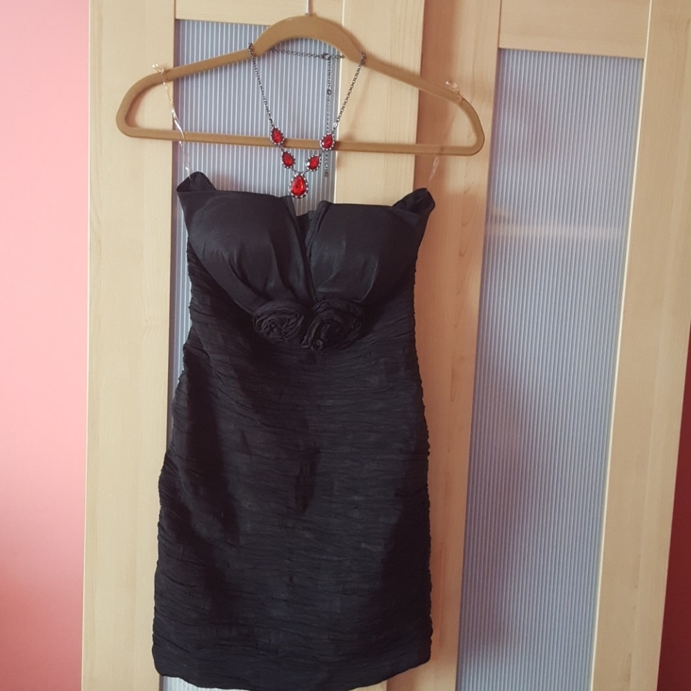 Black mini dress Size M